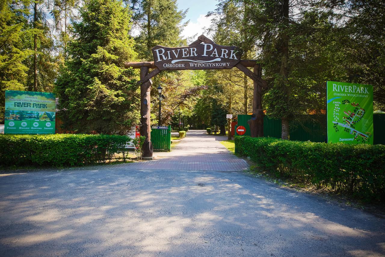 River Park Zator Bagian luar foto