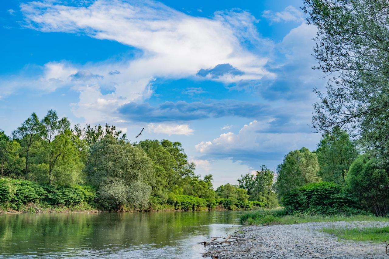 River Park Zator Bagian luar foto